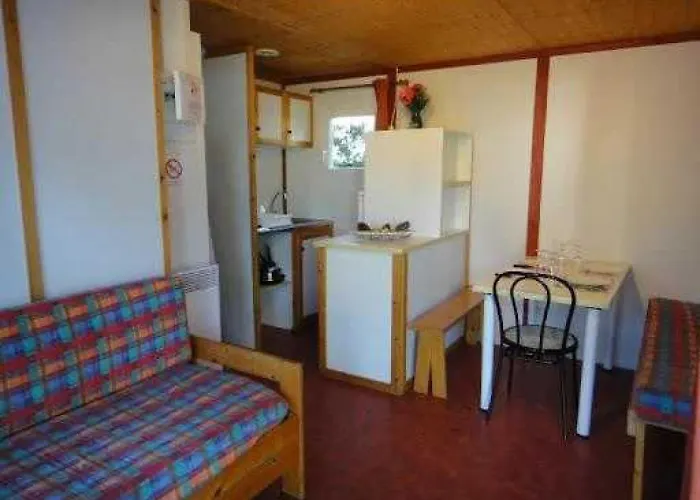 خيمة فخمة Zecamping 4 Etoiles Chiens Acceptes Tennis Piscine Chauffee 4*