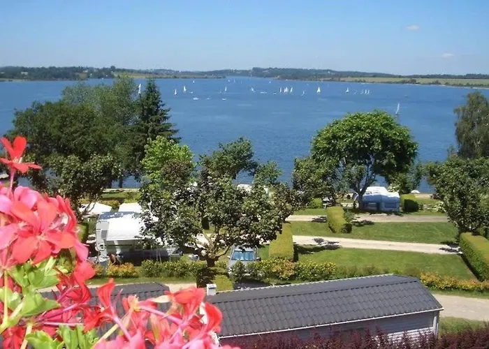 خيمة فخمة Zecamping 4 Etoiles Chiens Acceptes Tennis Piscine Chauffee 4*