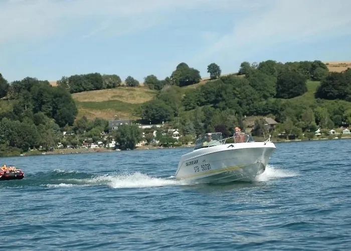 Zecamping 4 Etoiles Chiens Acceptes Tennis Piscine Chauffee خيمة فخمة 4*