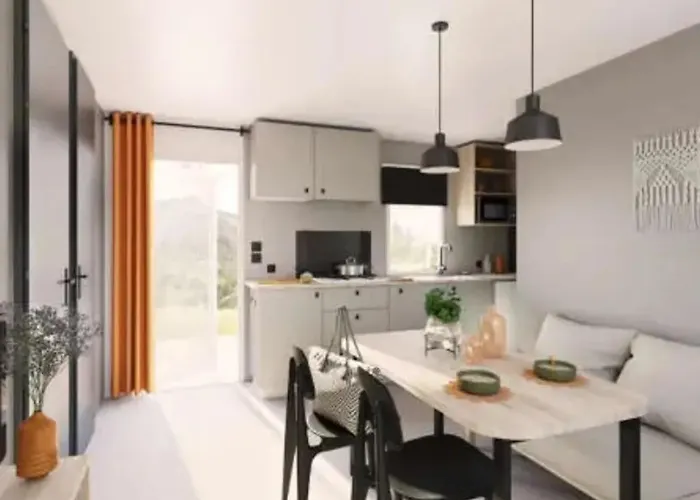 Zecamping 4 Etoiles Chiens Acceptes Tennis Piscine Chauffee 4*