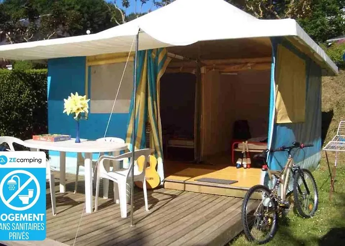 Zecamping 4 Etoiles Chiens Acceptes Tennis Piscine Chauffee خيمة فخمة Salles-Curan