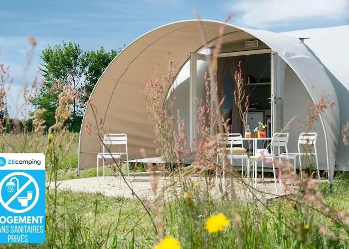 Zecamping 4 Etoiles Chiens Acceptes Tennis Piscine Chauffee 4*