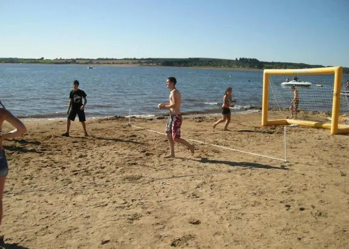 Zecamping 4 Etoiles Chiens Acceptes Tennis Piscine Chauffee خيمة فخمة Salles-Curan