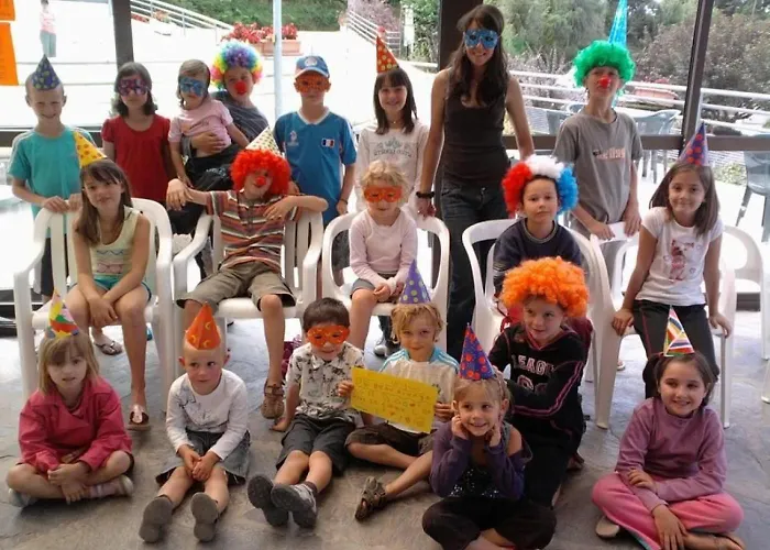 Zecamping 4 Etoiles Chiens Acceptes Tennis Piscine Chauffee خيمة فخمة