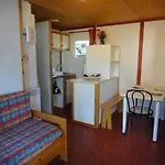 ラグジュアリーテント Zecamping 4 Etoiles Chiens Acceptes Tennis Piscine Chauffee 4*