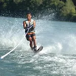 ラグジュアリーテント Zecamping 4 Etoiles Chiens Acceptes Tennis Piscine Chauffee Salles-Curan