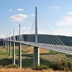 Zecamping 4 Etoiles Chiens Acceptes Tennis Piscine Chauffee ラグジュアリーテント