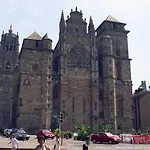 Zecamping 4 Etoiles Chiens Acceptes Tennis Piscine Chauffee Salles-Curan