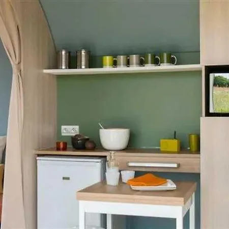 4 Etoiles - Piscine - Ccahice * Salles-Curan