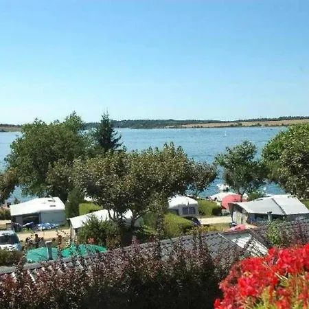 Zecamping 4 Etoiles Chiens Acceptes Tennis Piscine Chauffee 4*