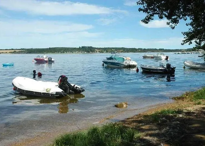 Luxury tent Zecamping 4 Etoiles Chiens Acceptes Tennis Piscine Chauffee Salles-Curan